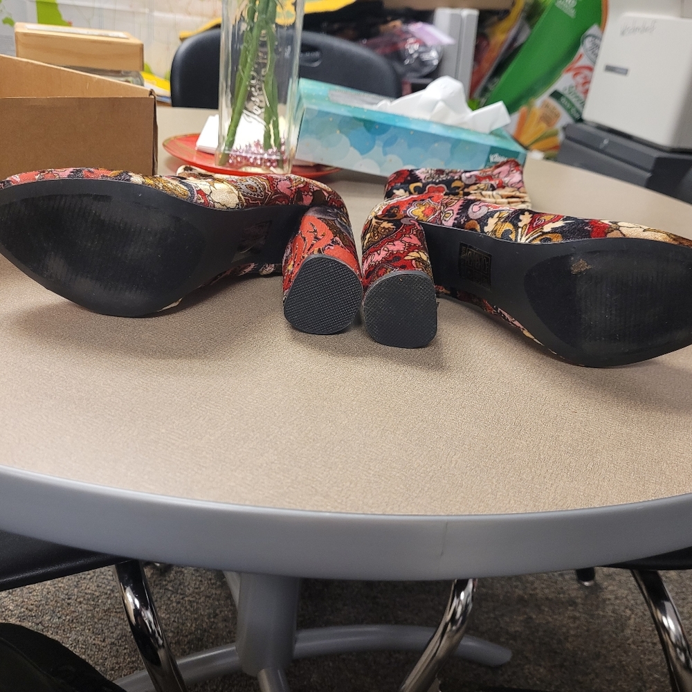 Booties - Picture 3 of 4